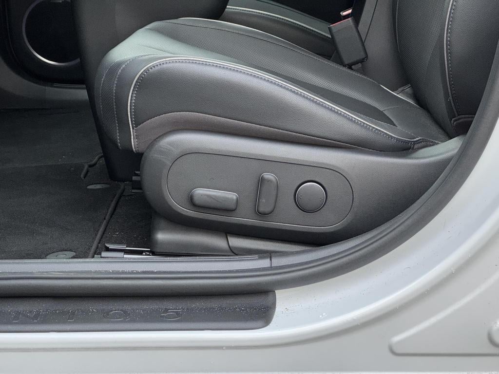 Hyundai Ioniq 5 connect+ 84 kwh 20'' velgen + afneembare trekhaak!