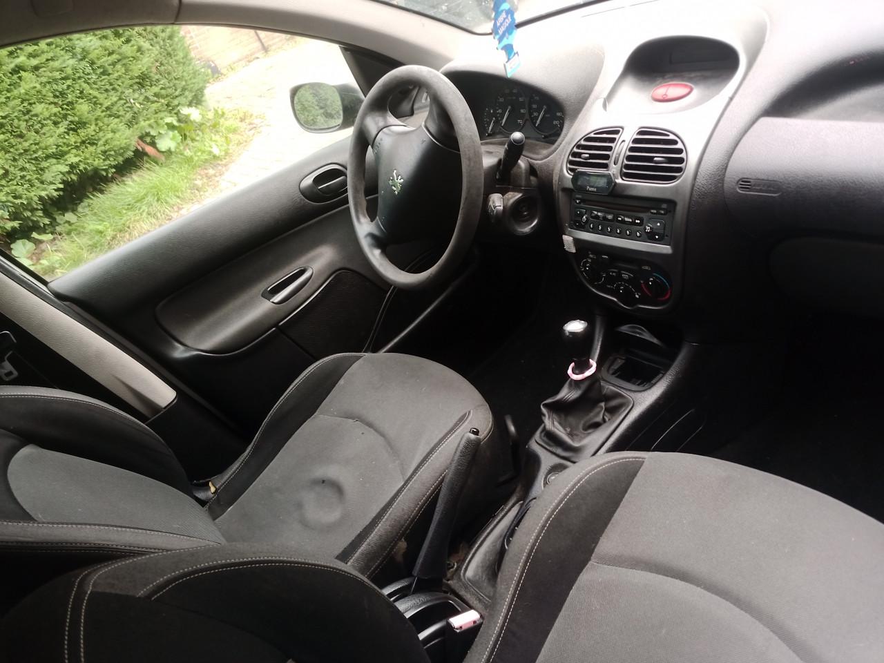 Peugeot 206