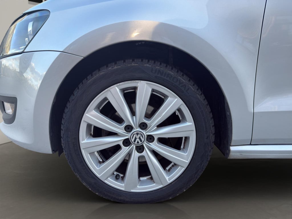 Volkswagen Polo 1.6 tdi highline dsg clima stoelverwarming
