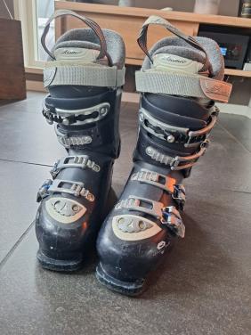 Atomic skischoenen maat 39
