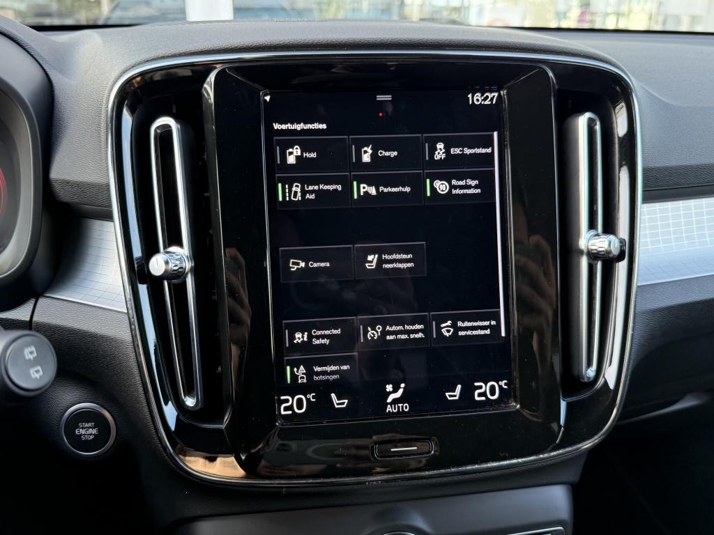 Volvo XC40 t4 211pk recharge plus dark| panodak| camera| h&k sound| elek.