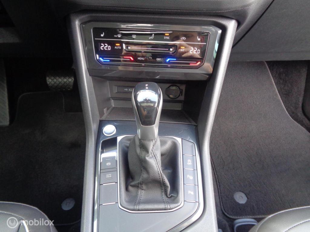 Volkswagen Tiguan 1.5 tsi elegance/airco/navi/panorama/virtual/vol leer/mem