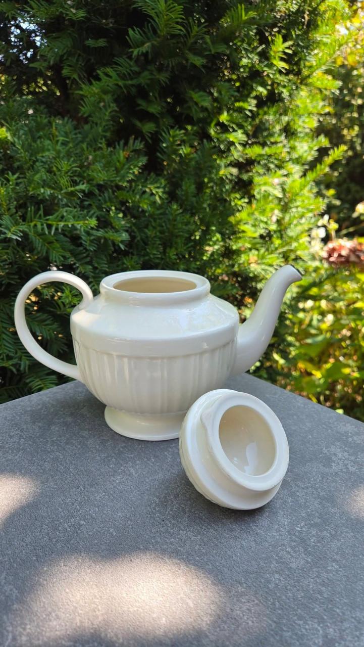 🫖Theepot creme kleurig Queen's Garden.