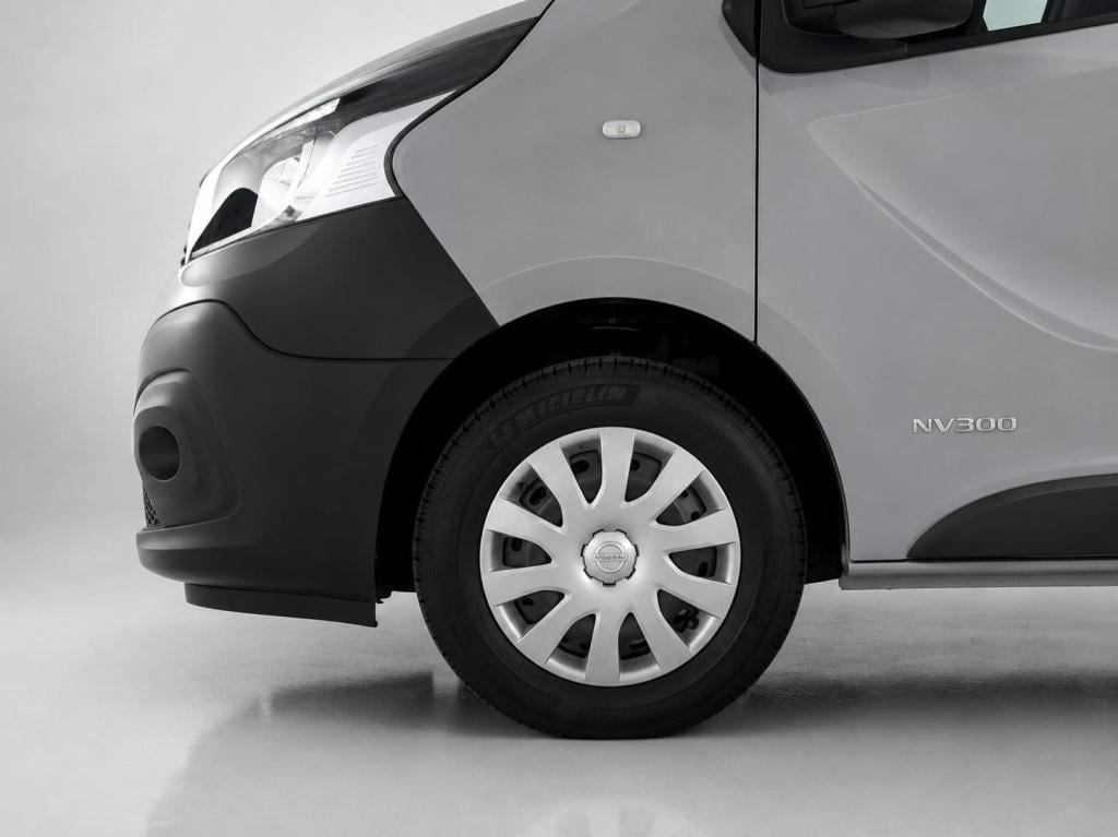 Nissan Nv300 2.0 dci 145 l2h1 acenta dubbelcabine, 6-persoons!