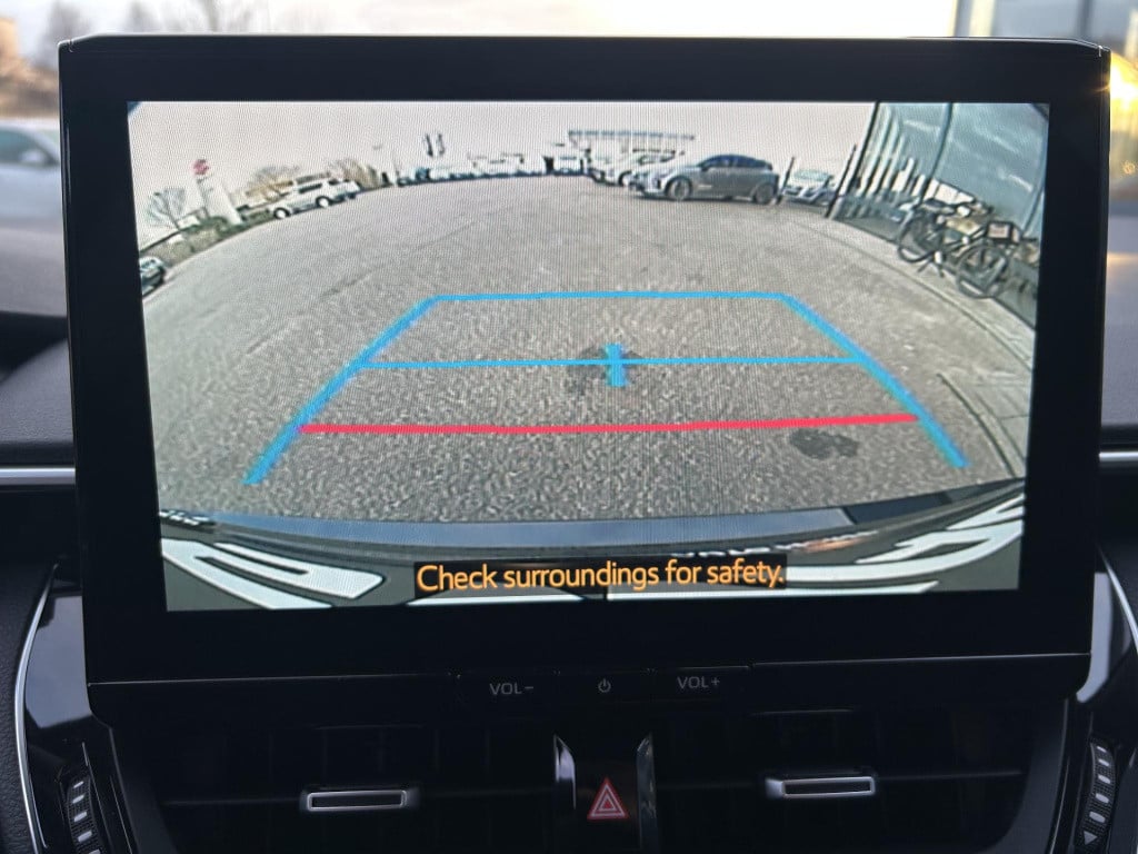 Suzuki Swace 1.8 hybrid style automaat nu met 3000,- korting!