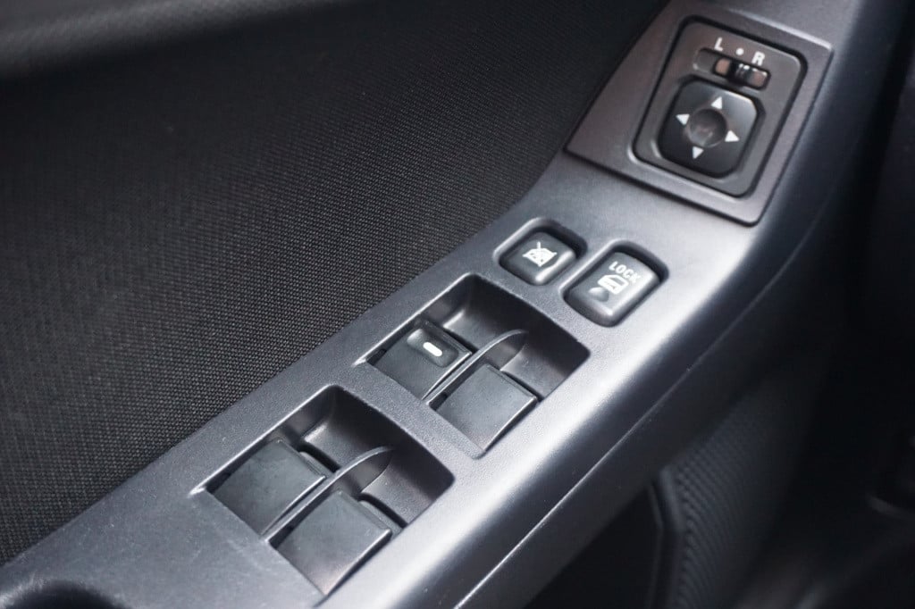Mitsubishi Lancer sports sedan 1.8 invite airco / cruise / elektr. ramen / 