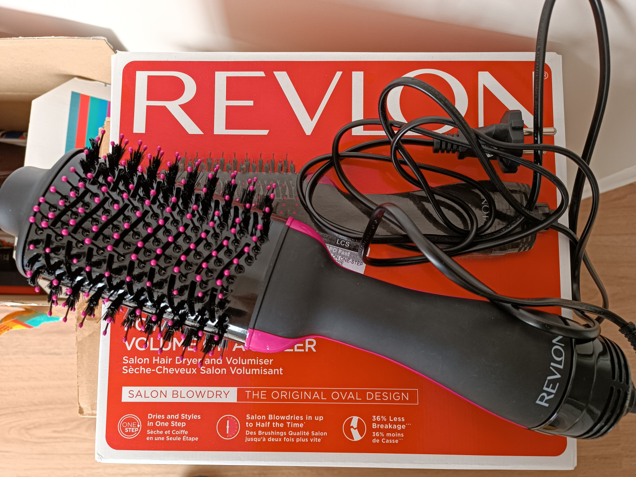 Revlon Volume en droogborstel in 1 (2 in 1) € 25