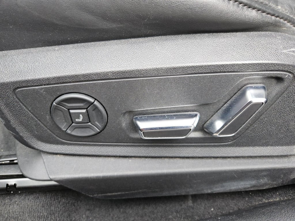 Audi E-tron 55 q adv pl s pano, b&o, hud, leer, matrix