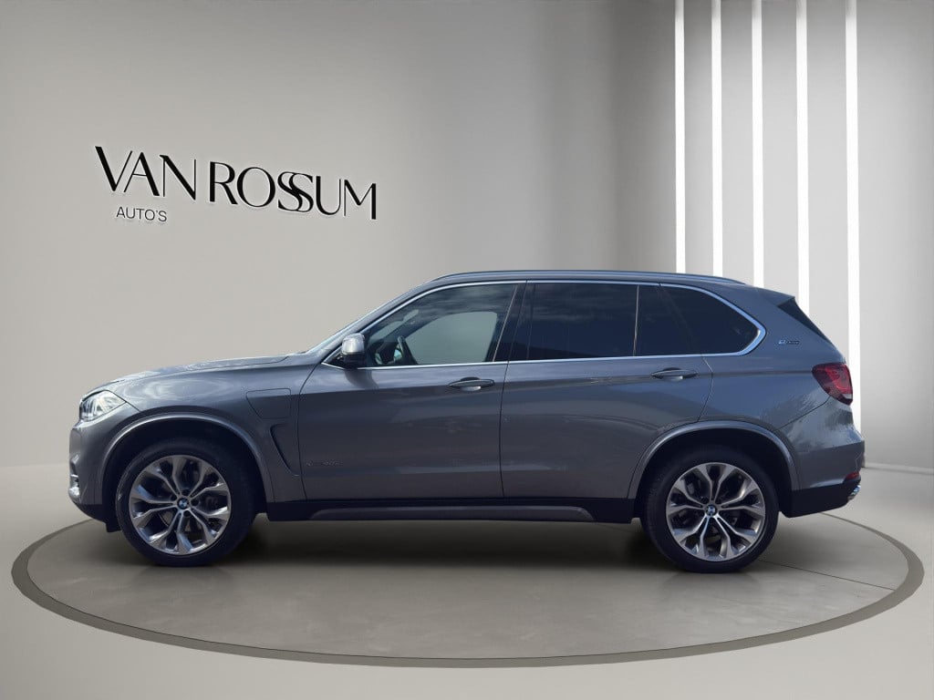BMW X5 xdrive40e high executive (230 kw) | leder | elektr. trekhaak | head 