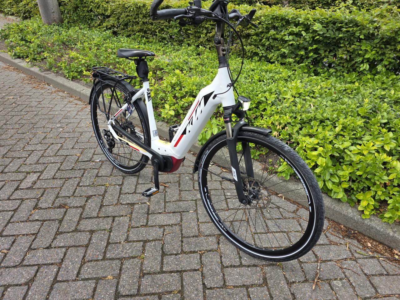 KTM Cento met Bosch Performance middenmotor en 500wh accu