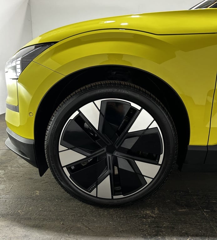 Volvo Ex30 twin ultra 20 inch climate pack