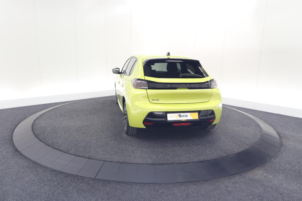 Peugeot 208 puretech 100 allure | parkeersensoren | apple carplay | climate