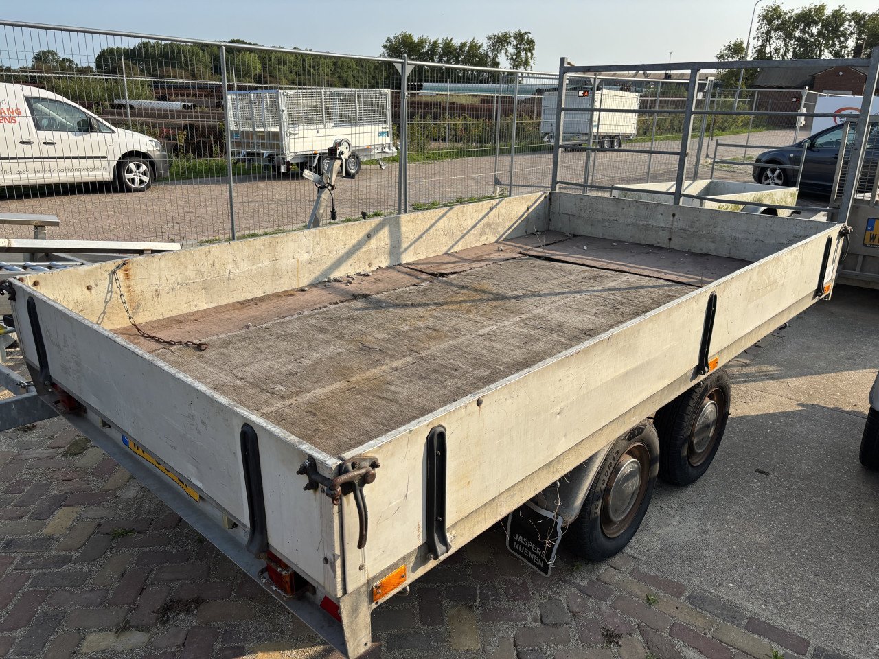 Solide plateauwagen dubbelas opknapper 345x185cm 2000kg