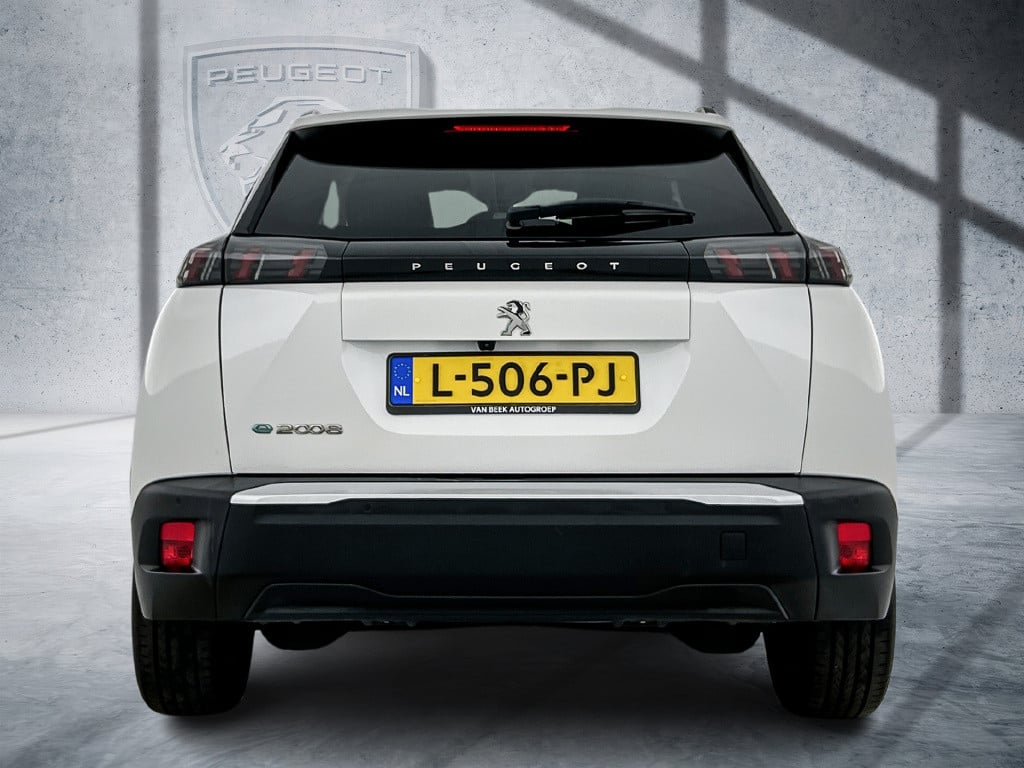 Peugeot E-2008 ev blue lease allure 50 kwh | rijklaar |