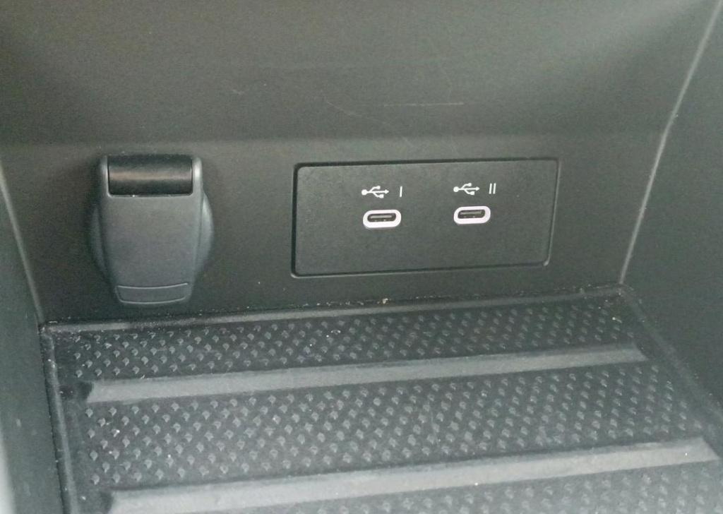 Renault Captur 1.6 e-tech full hybrid 145 techno