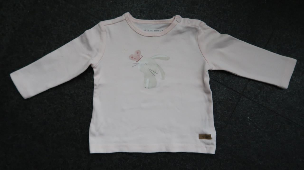 Babytruitjes, veel verschillende en alles in maatje 68 en €1,00 per stuk.