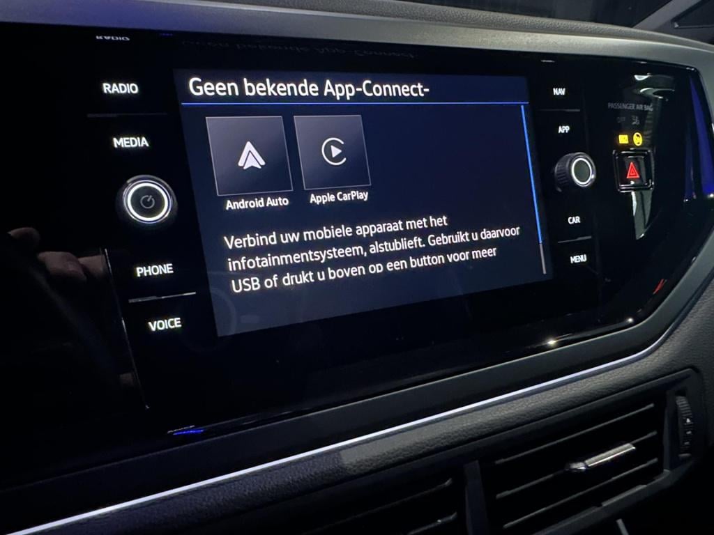 Volkswagen Polo 1.0 tsi r-line *iqlight*camera*winterpack*acc*