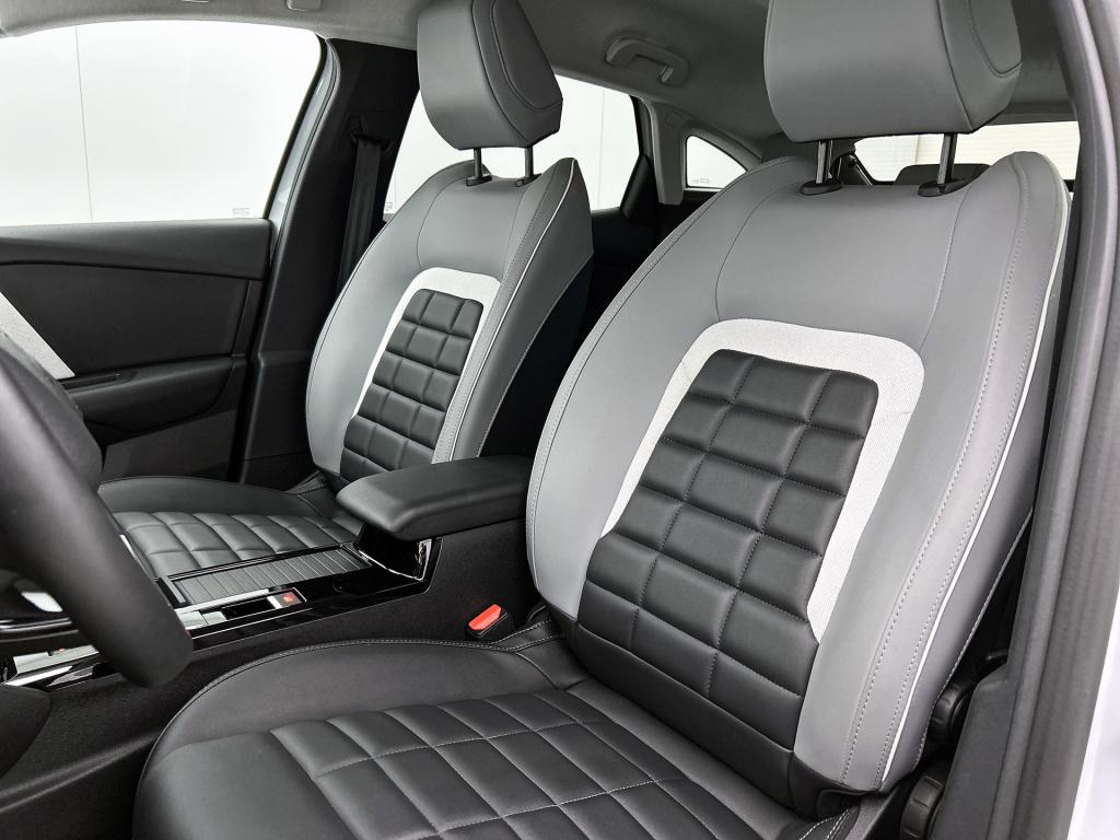 Citroen C4 1.2 145 pk hybride max | rijklaar | comfort seats | camera achte