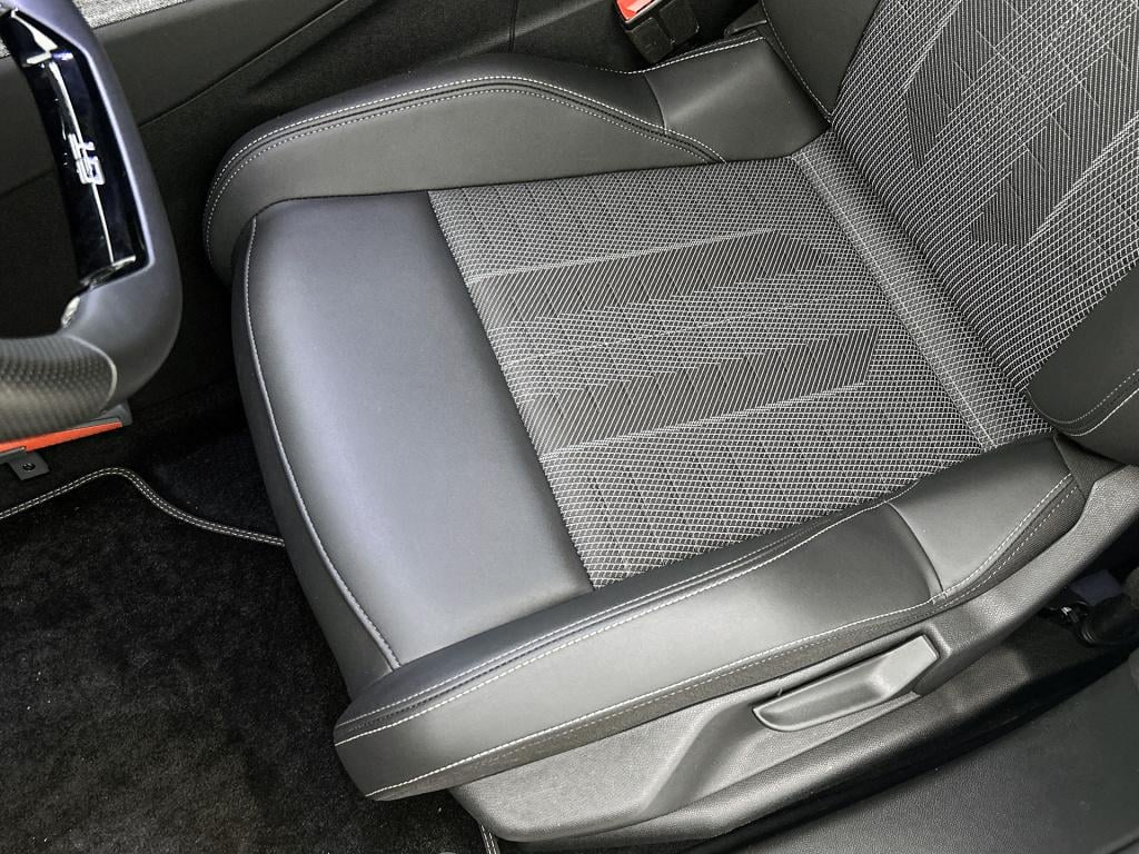 Peugeot 3008 hybrid 145pk automaat gt | rijklaar | elektrische achterkep | 