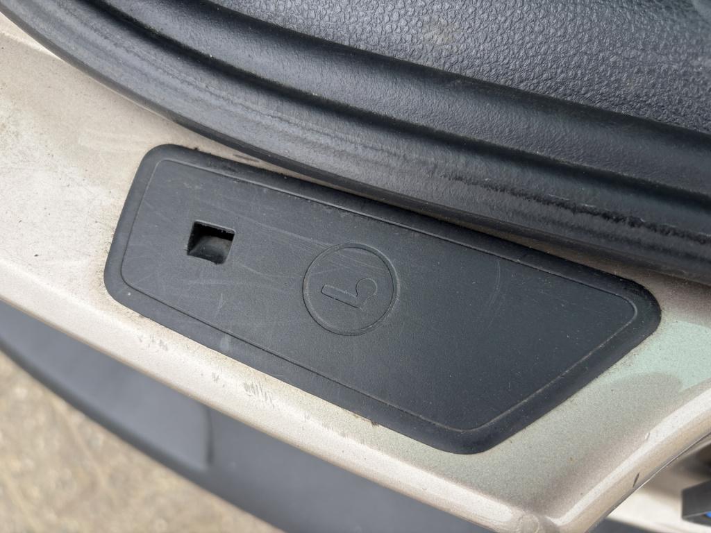 Volkswagen Tiguan 1.4 tsi sport&style dsg