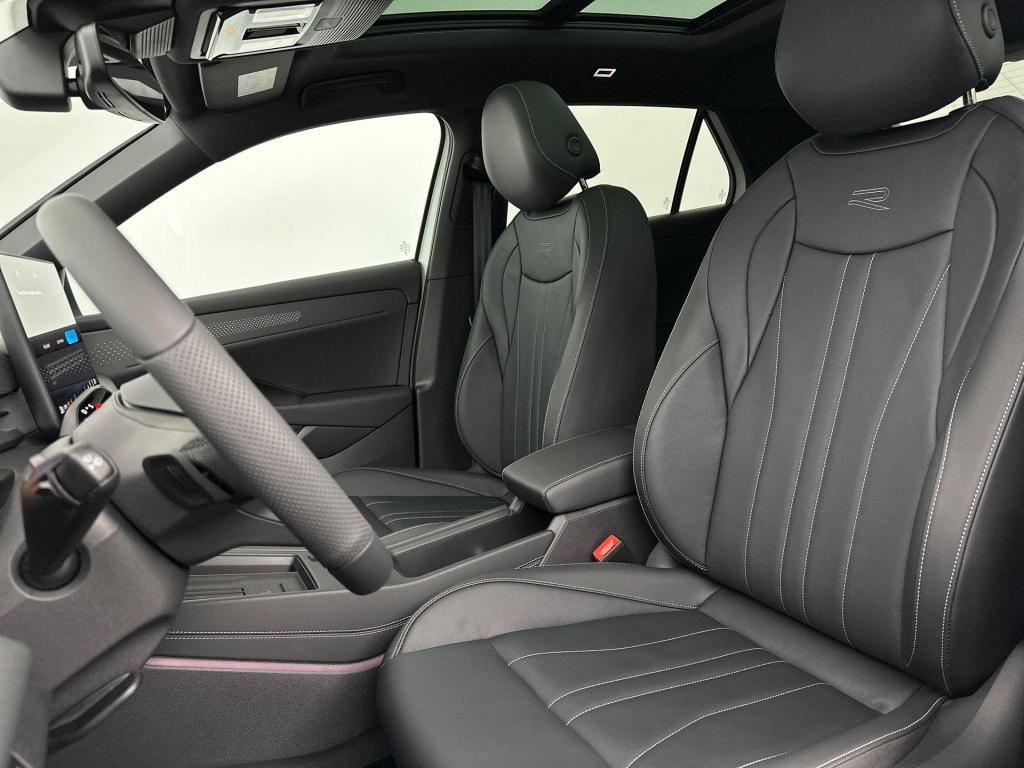 Volkswagen T-roc r-line first edition 1.5 etsi 110 kw / 150 pk suv