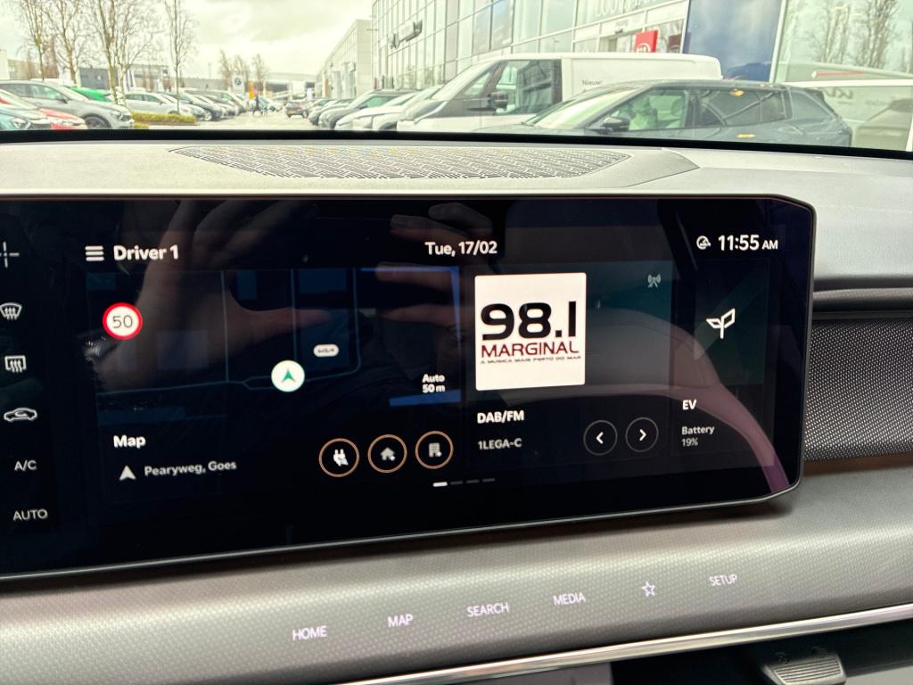 Kia Ev9 gt-line awd 99.8 kwh | premium audio | 7 zits | schuif kantel dak |