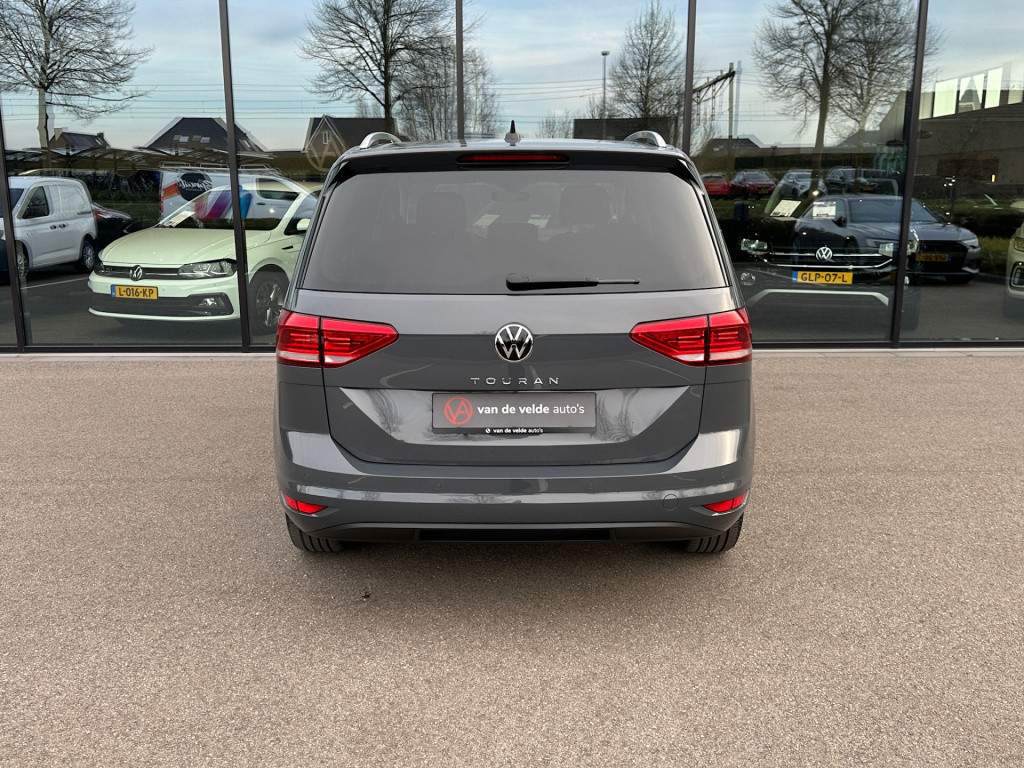Volkswagen Touran 1.5 tsi 150pk dsg highline 7-persoons | dode hoek | virtu