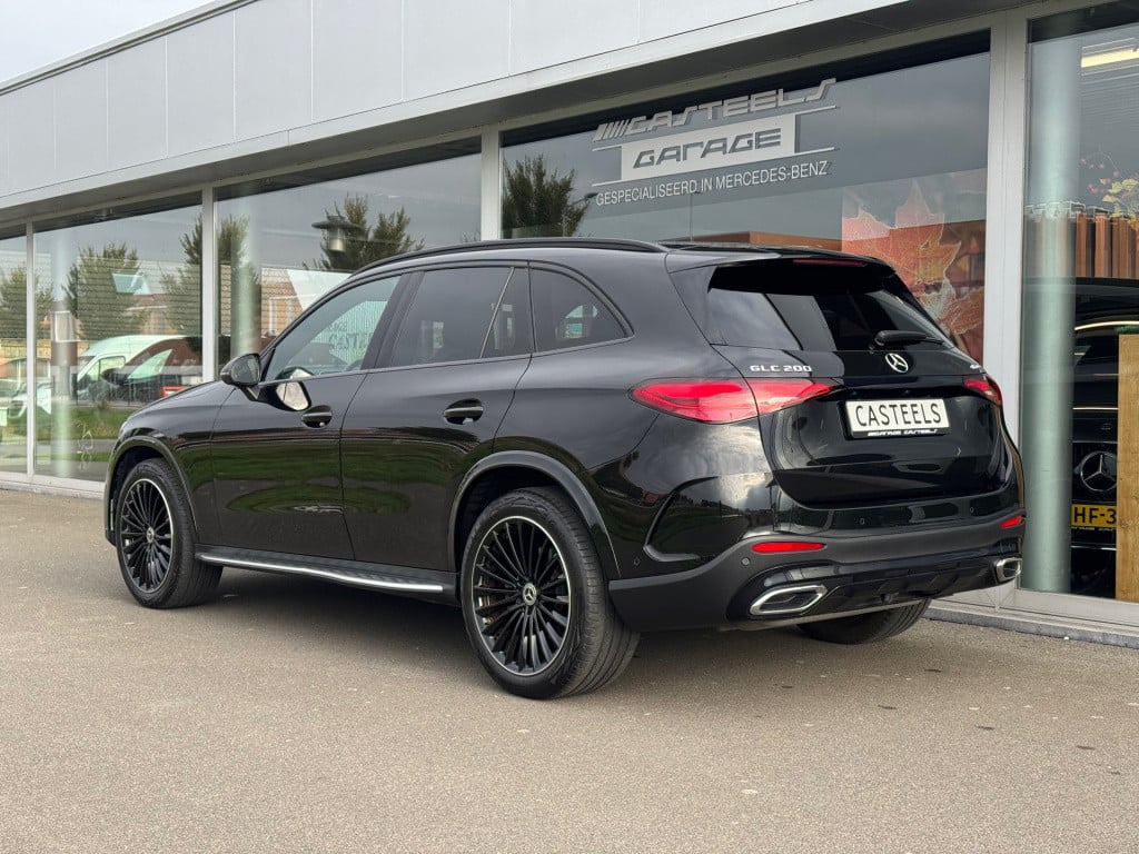 Mercedes-Benz Glc 200 4matic amg line automaat , elektrische trekhaak panor