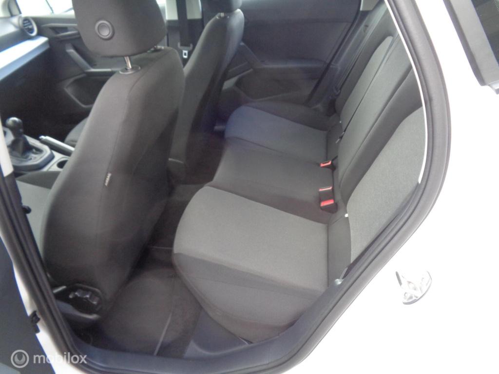 Seat Ibiza 1.0 mpi style/airco/apple carplay android auto/lm velgen/pdc/cru