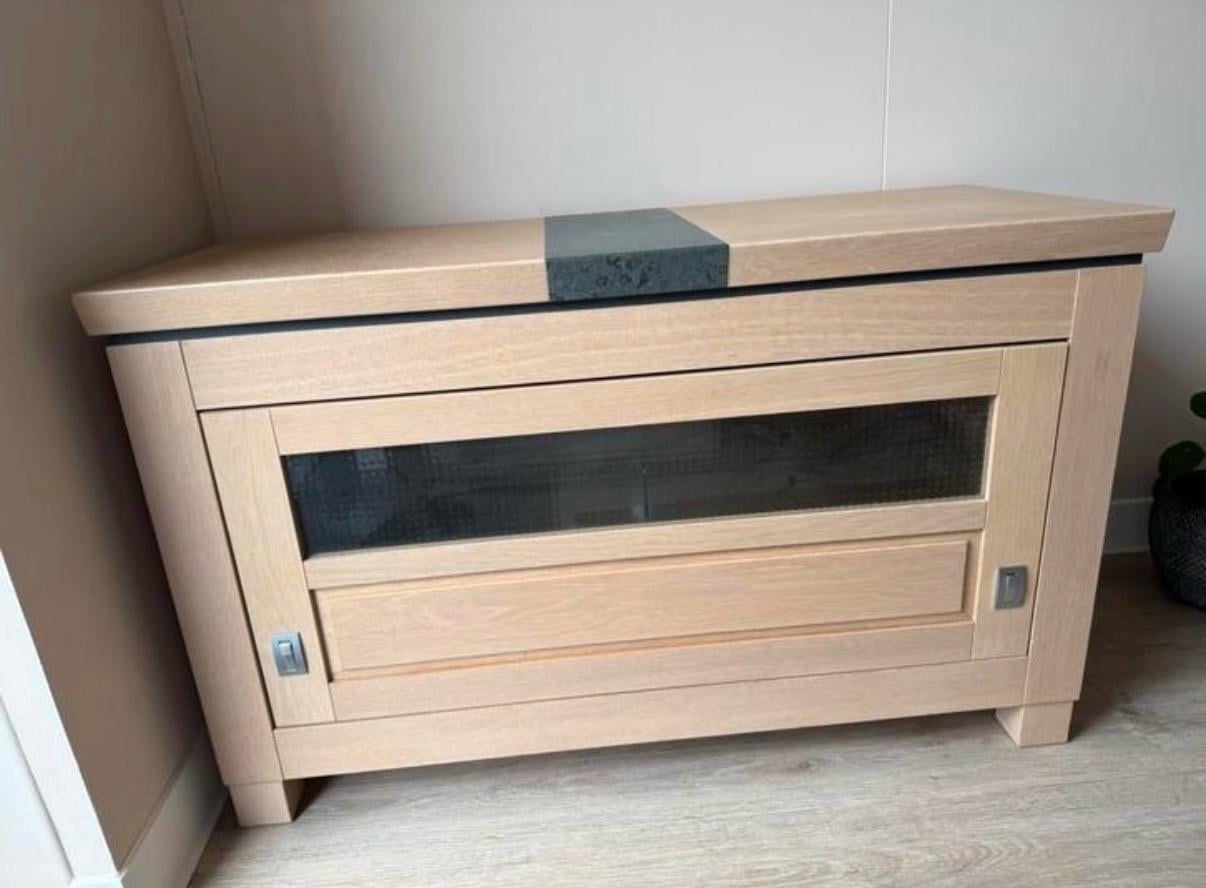 Eikenhouten tv meubel | gratis