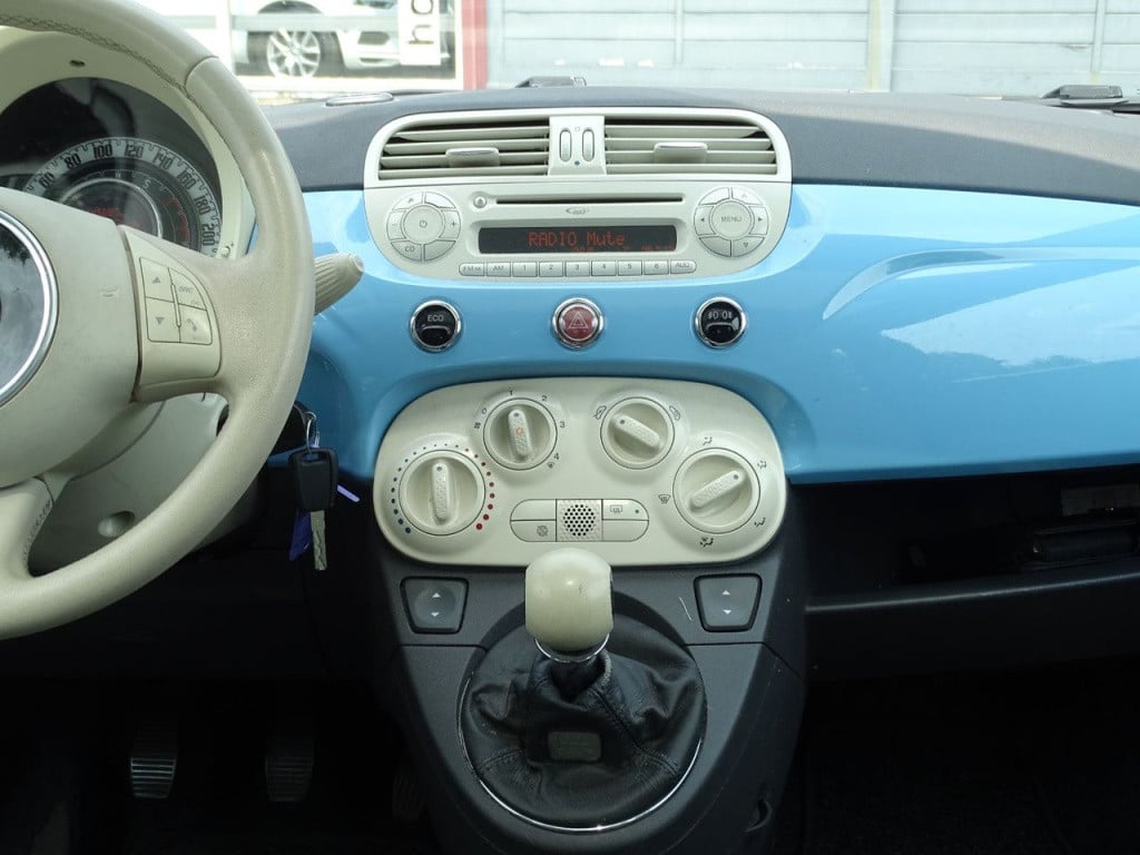 Fiat 500 0.9 twinair lounge pano | airco | 15"
