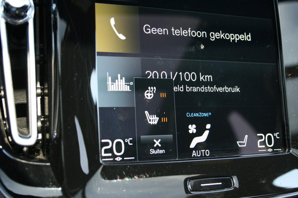 Volvo XC40 1.5 t5 recharge r-design / pano / 360camera / h&k