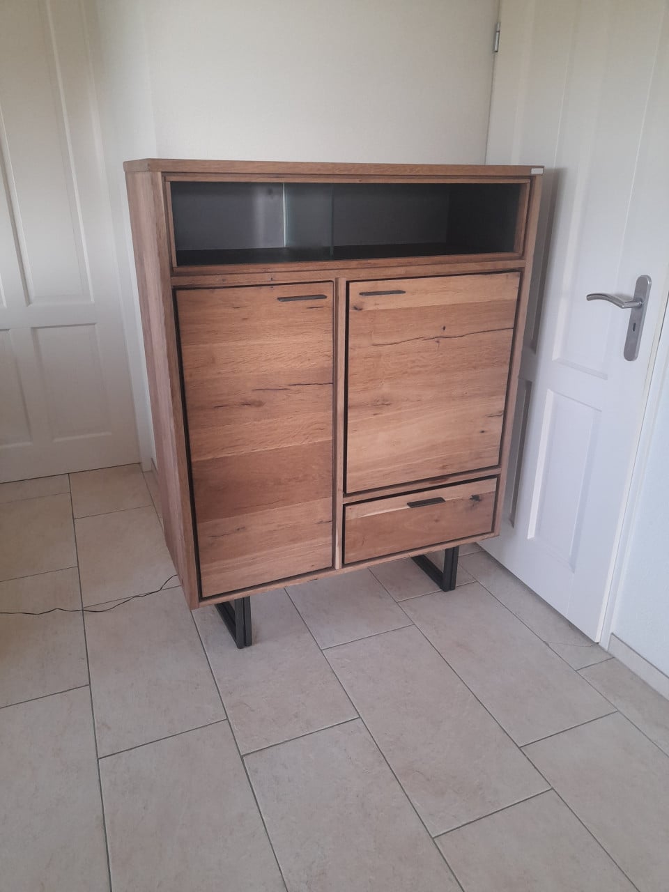 Prachtige XOOON kast 110 x 42 x x 145H (in goede nette staat)