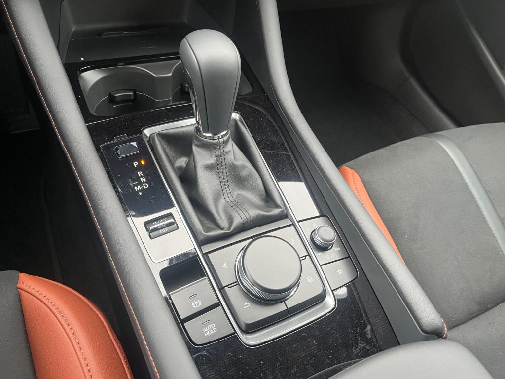 Mazda 3 2.0 e-skyactiv-x m hybrid 186 nagisa|rijklaar