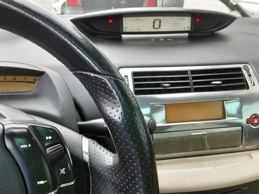 Citroen C4 coupé 2.0-16v vts 180