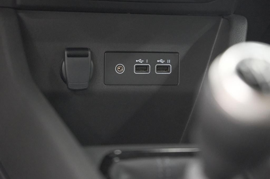 Renault Clio tce 90 gpf evolution | stoelverwarming | parkeersensoren | nav