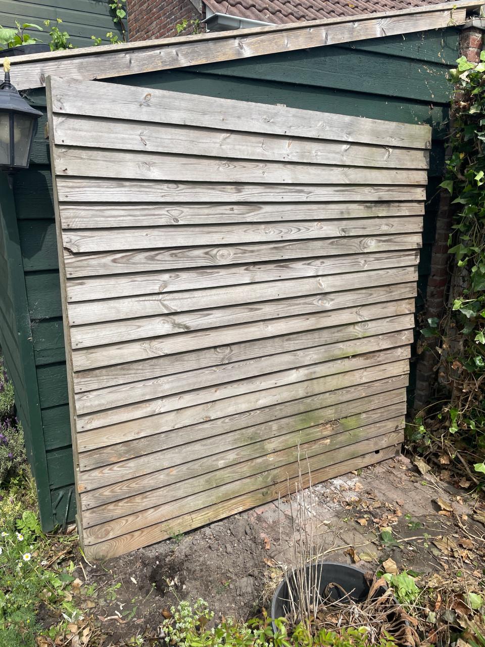 Gratis op te halen : hout, plycarbonaat platen