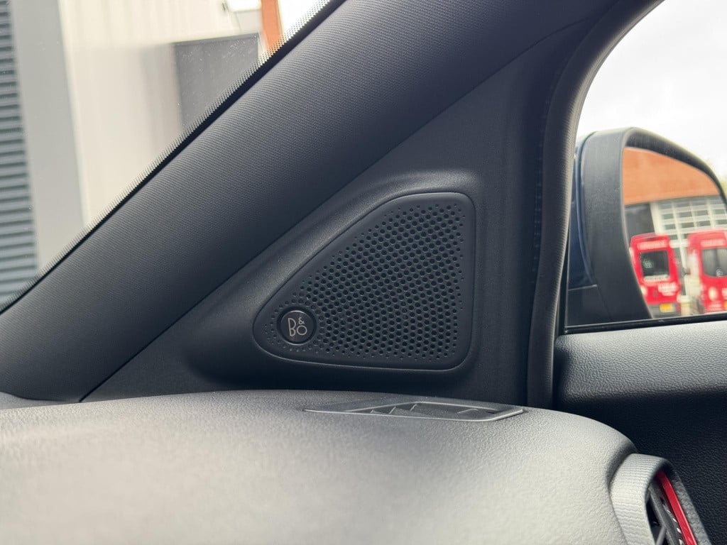 Ford Puma 1.0 ecoboost hybrid st-line x nl-auto, b&o audio + led koplampen!