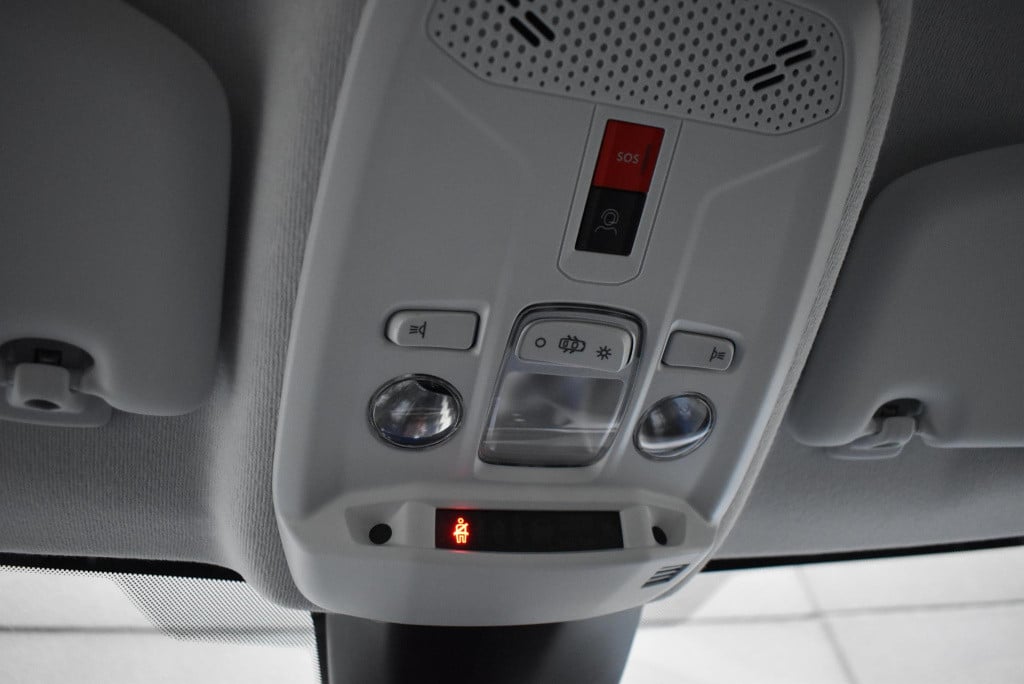 Opel Corsa 1.2 edition 75 pk || € 4.000 van mossel voorraadvoordeel ||