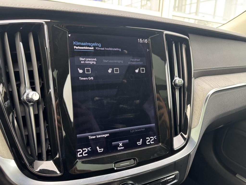 Volvo V60 t6 398pk recharge bright| panodak| adap.cruise| trekhaak| camera