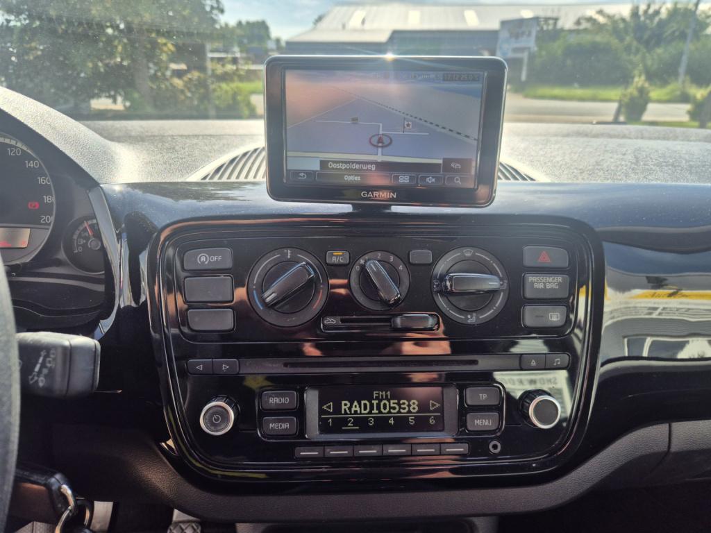 Volkswagen UP! 1.0 move up! bluemotion