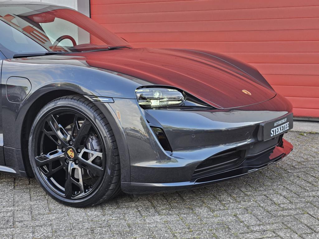 Porsche Taycan cross turismo 4 | pano | dealer onderh. | 93 kwh | rijklaar 