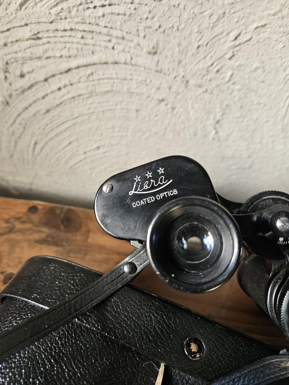 Vintage Liara 10x50 verrekijker met leren koker