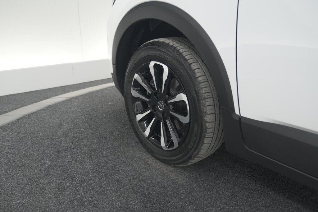 Opel Crossland X turbo 130 at6 elegance | camera | parkeersensoren | naviga