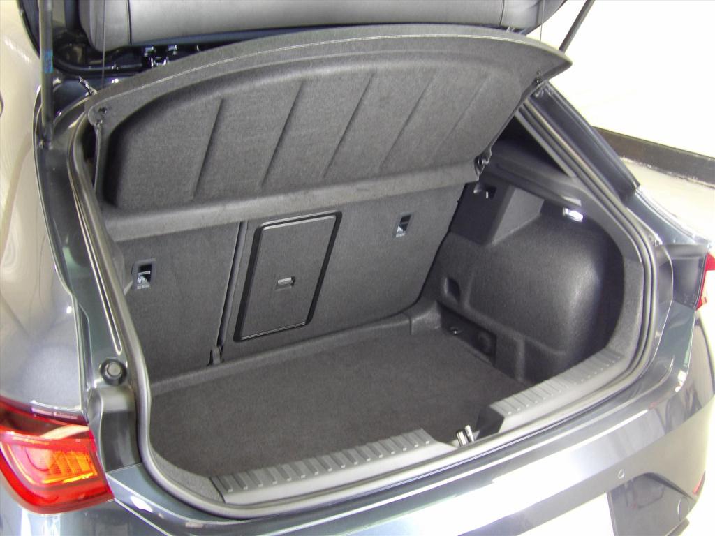 Seat Leon 1.5 tsi 150pk fr