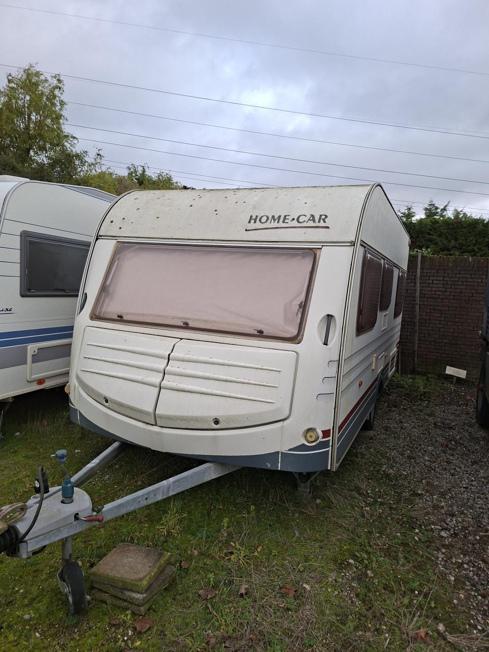 Stallingplaats buiten voor aanhanger boottrailer etc. Te Kloetinge