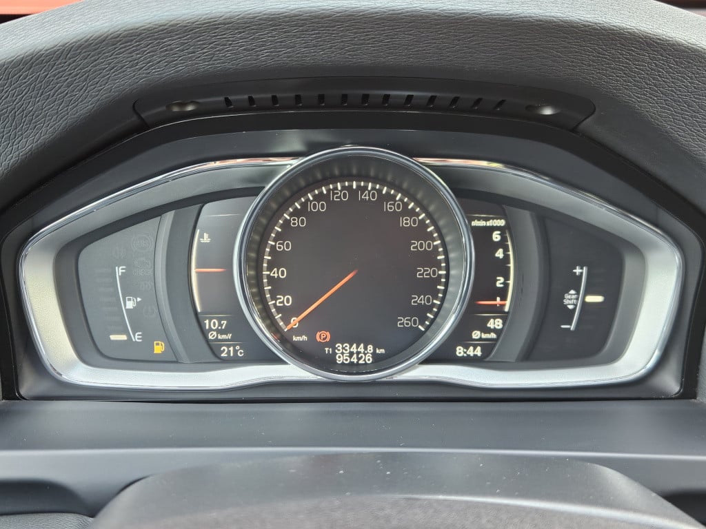 Volvo V60 2.0 t4 r-design | full option | stoel/stuur verw.