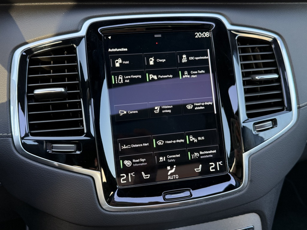 Volvo XC90 t8 awd r-design | 360 camera| luchtvering| trekhaak| head up dis