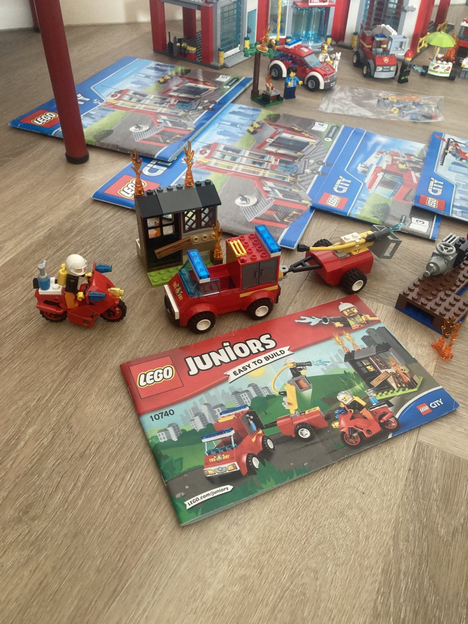 Lego brandweer kazerne 60110 en veel extra’s