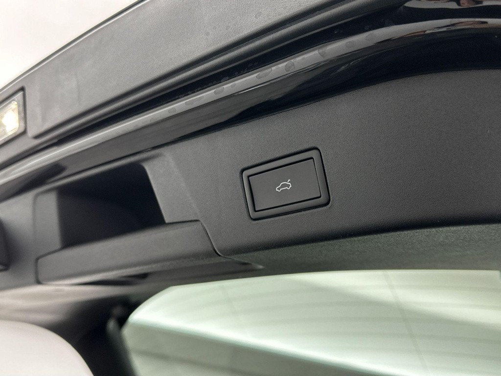Volkswagen Id.5 pro business 77 kwh accu. 210 kw / 286 pk suv elek
